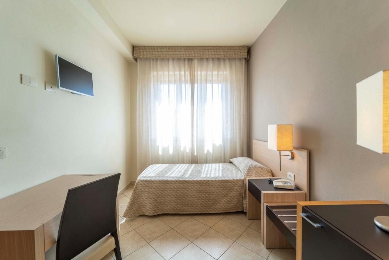 אלגהרו Hotel San Giuan מראה חיצוני תמונה