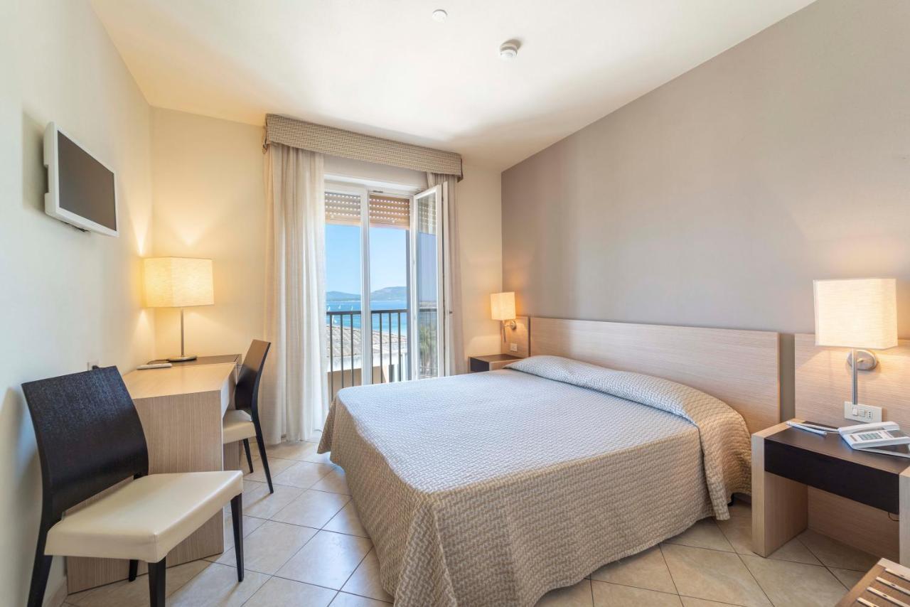 אלגהרו Hotel San Giuan מראה חיצוני תמונה