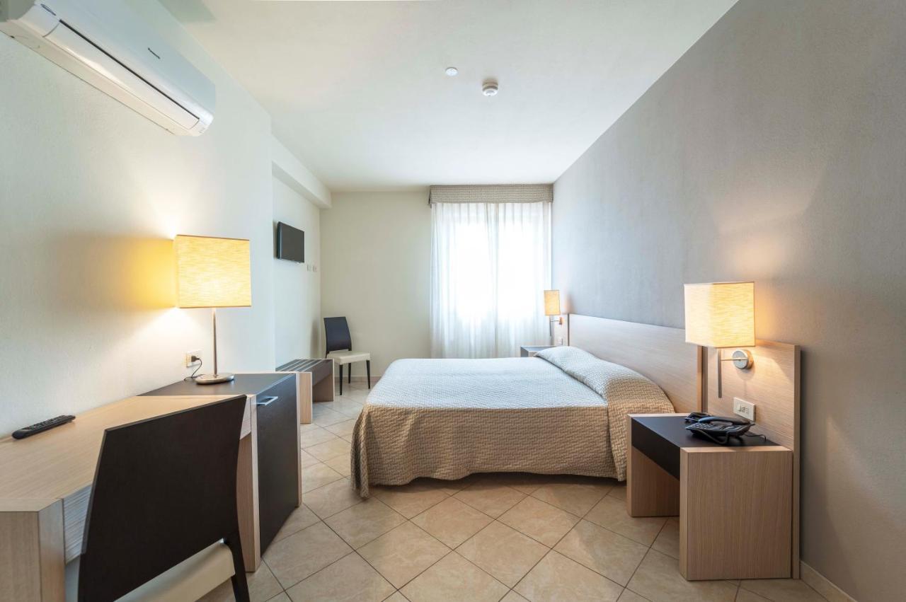 אלגהרו Hotel San Giuan מראה חיצוני תמונה